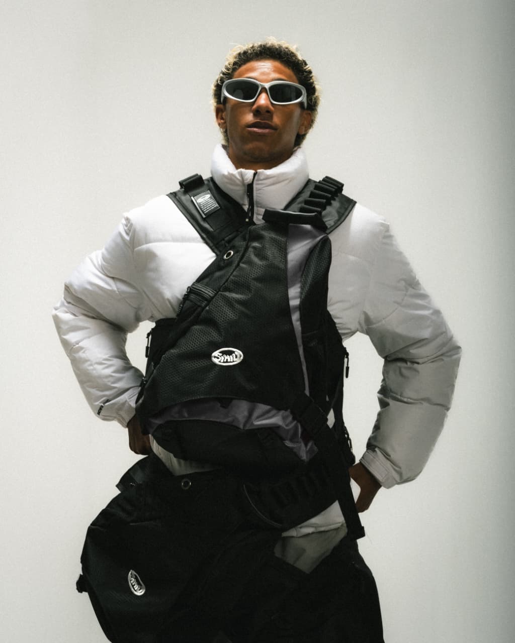 SHADOW GREY SLING BAG